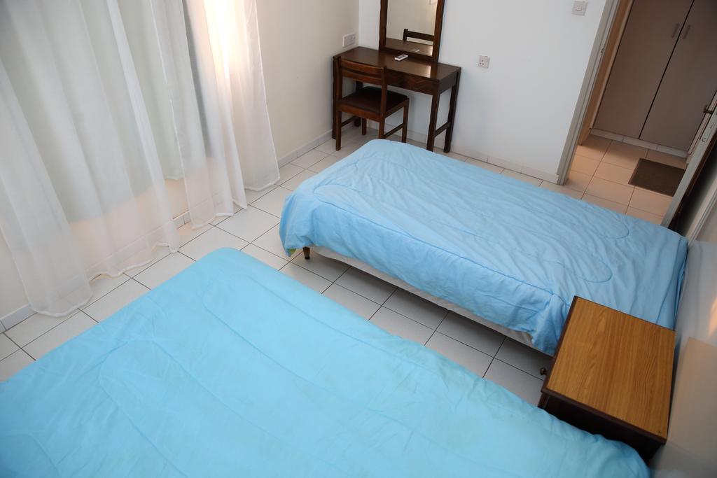 Alora Apartments Larnaca Exterior foto
