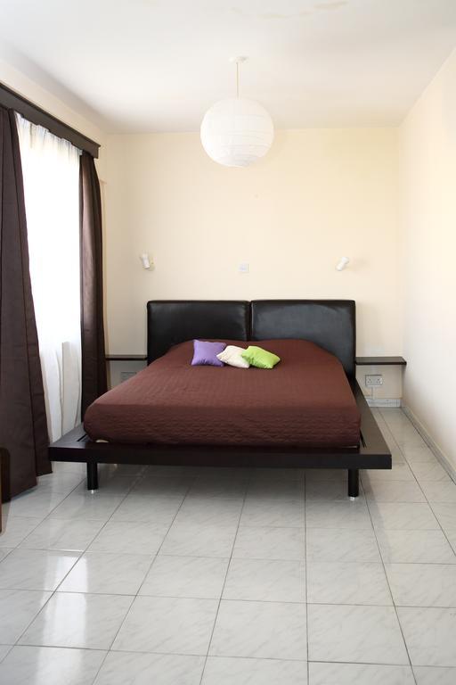 Alora Apartments Larnaca Exterior foto
