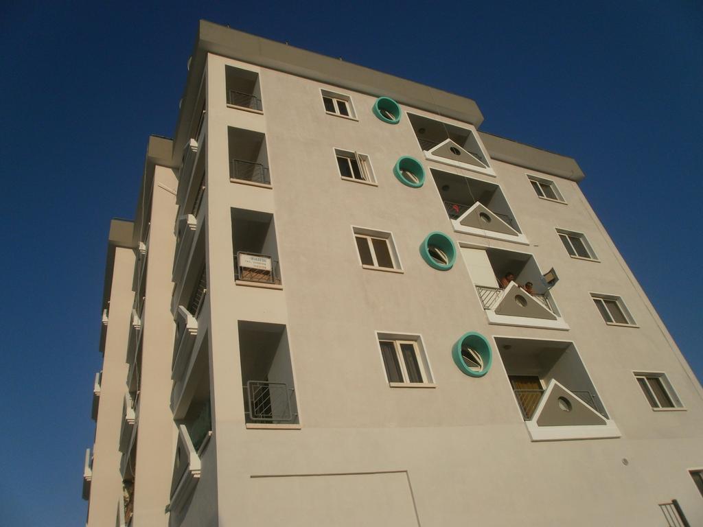 Alora Apartments Larnaca Exterior foto