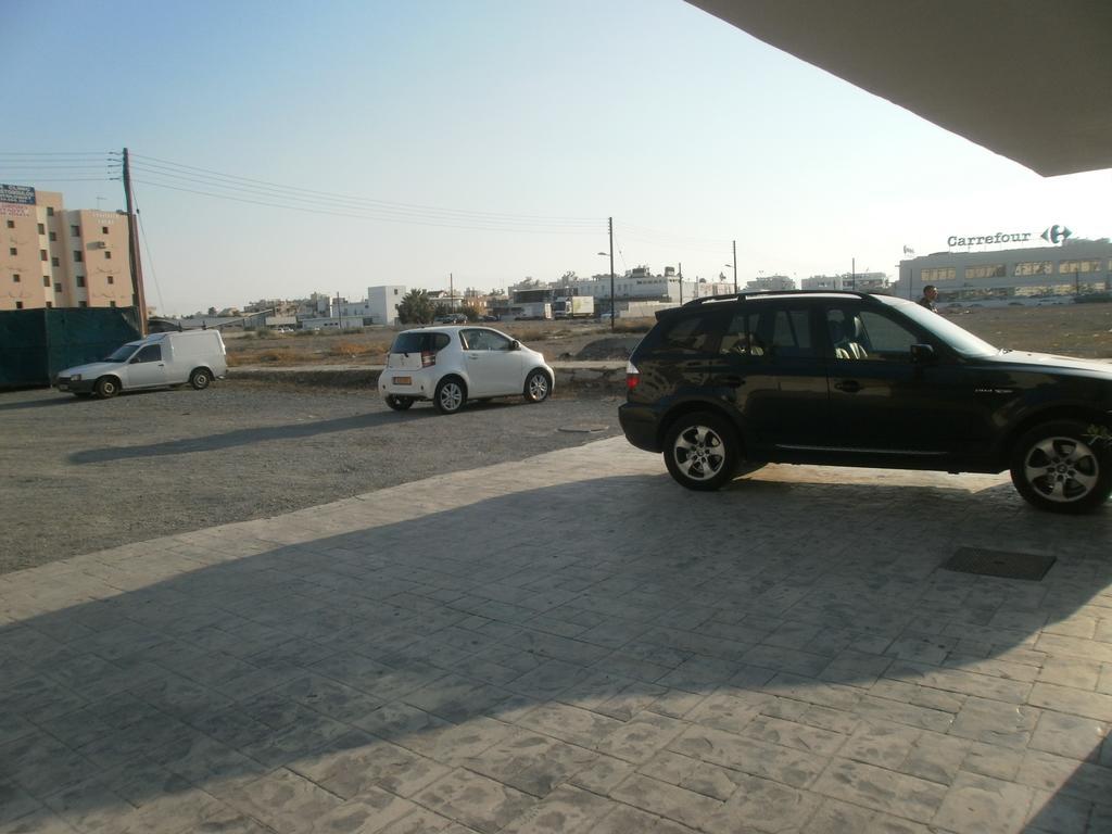 Alora Apartments Larnaca Exterior foto