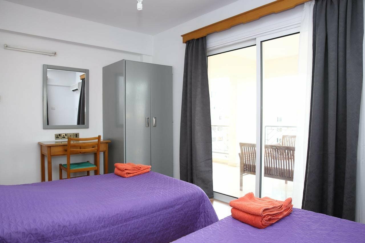 Alora Apartments Larnaca Exterior foto